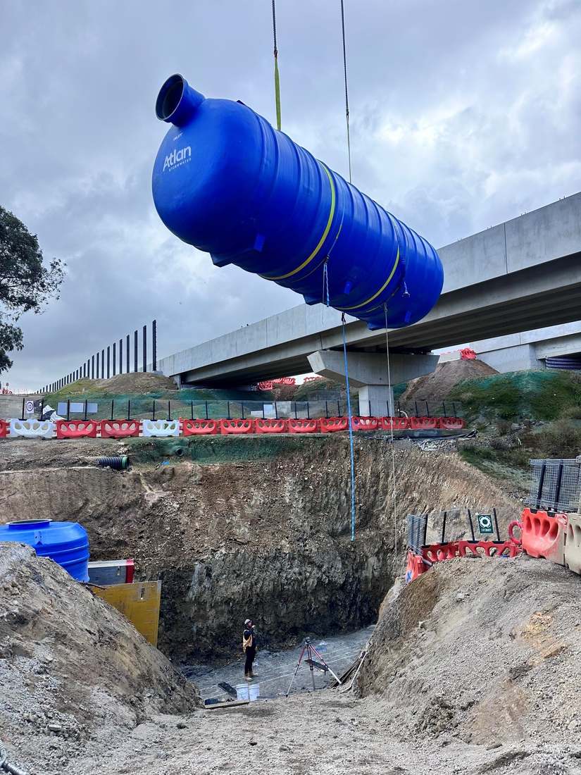 Stormwater treatment tank lift